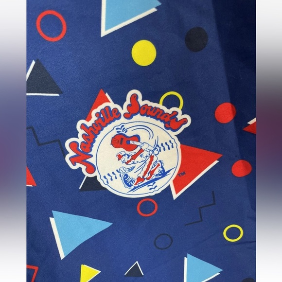 Nashville Sounds Baseball Decades Button Down Top Shirt Adult M SGA Brewers 2000 - Picture 12 of 15